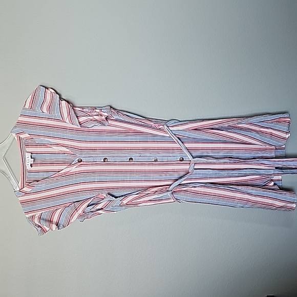Elle XL striped flutter sleeve button front dress - Picture 1 of 6
